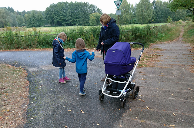 Spaziergang mit Britax, Familienblog, Mamablog, Papablog, 