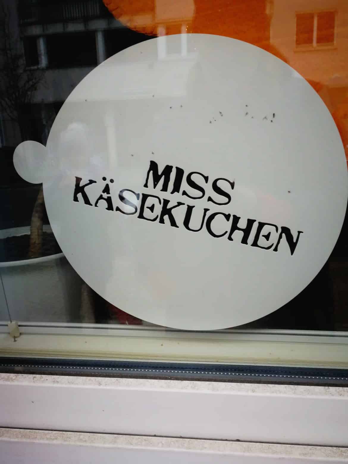 kaesekuchen