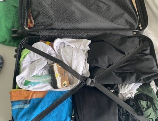 Am Nachmittag packe ich Koffer. In zwei Tagen reisen wir ab, dann steht noch ein Abschlussarzttermin in Berlin an. Ich tue mich schwer mit dem Packen.