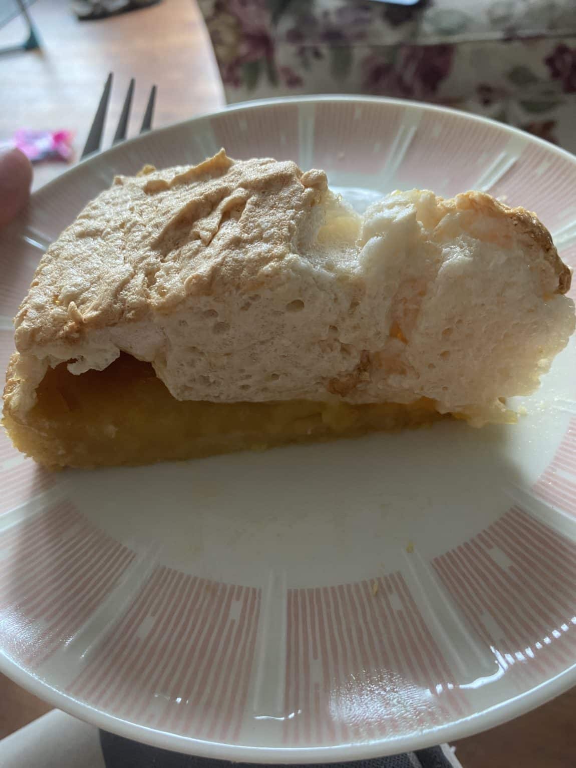 #8 Die Zitronentarte ist sehr gut, übrigens nach einem Rezept bei Frau Mutter gebacken.