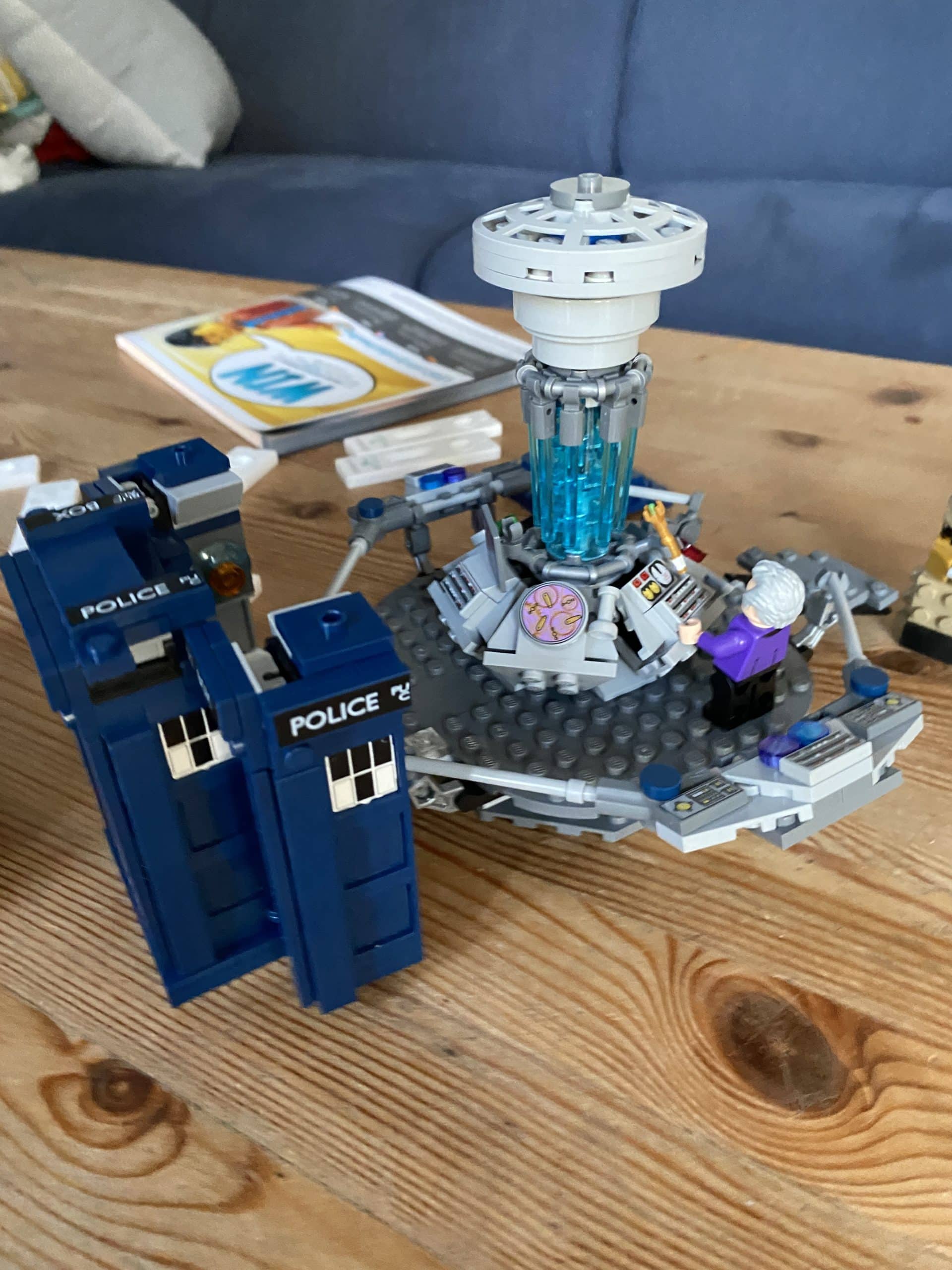 Nicht zuletzt wird auch das Dr. Who Lego Set aufgebaut. Mein ganzer Stolz.