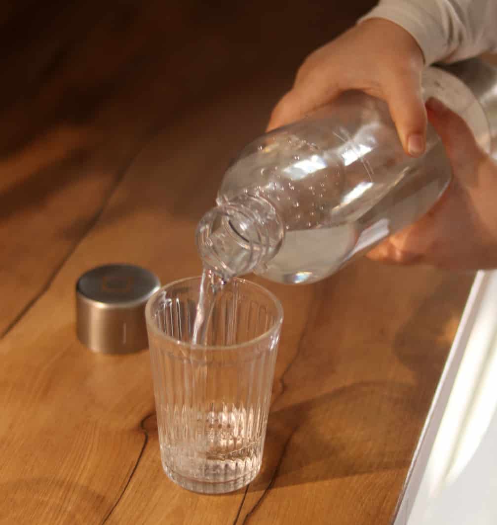 Mitte Home - Wasser trinken und sprudeln