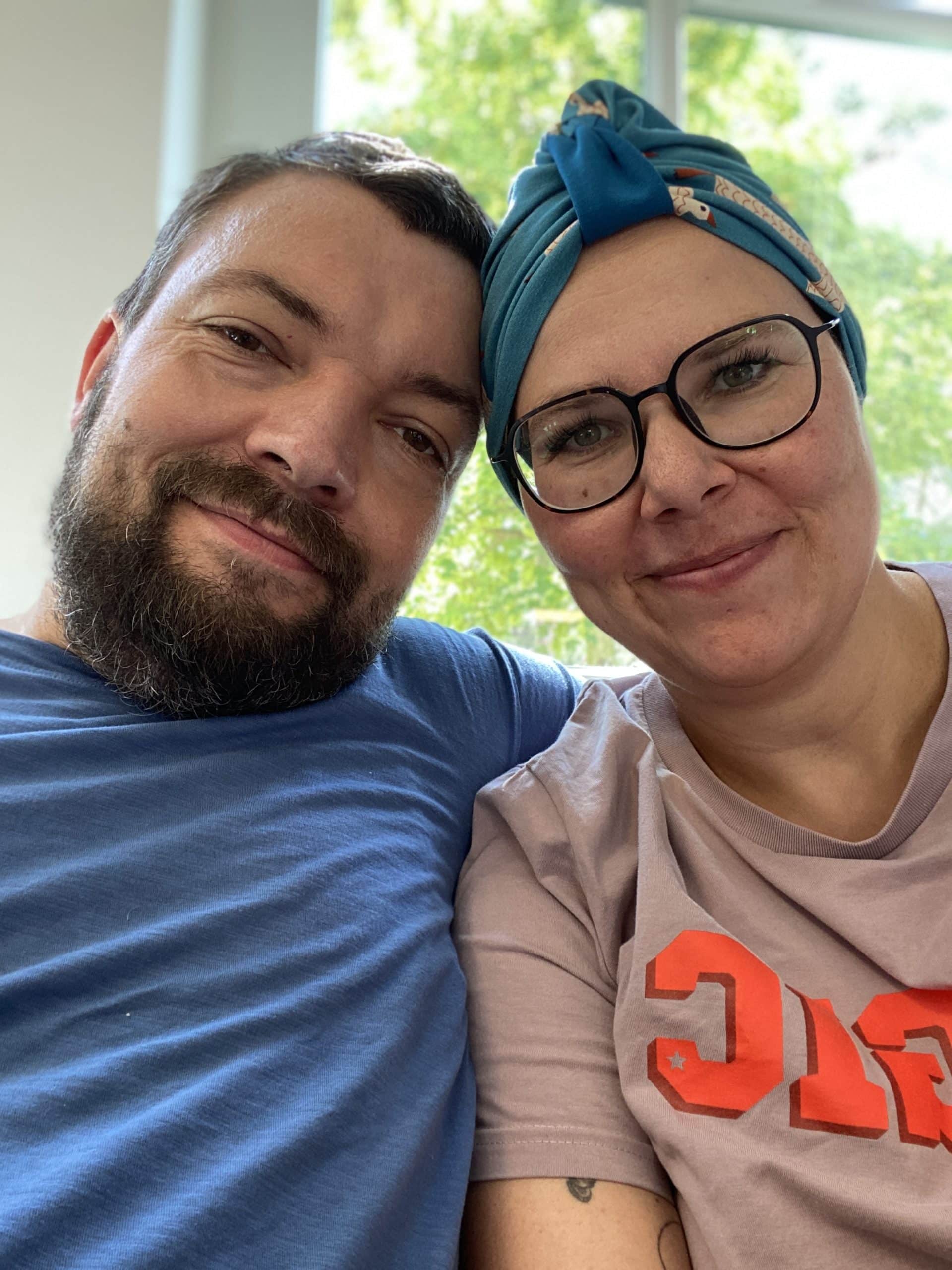 So sehen Eltern aus, die in diesem Jahr nur Urlaub mit 2/3 Kindern machen. Eine "Coronaauszeit für Familien"