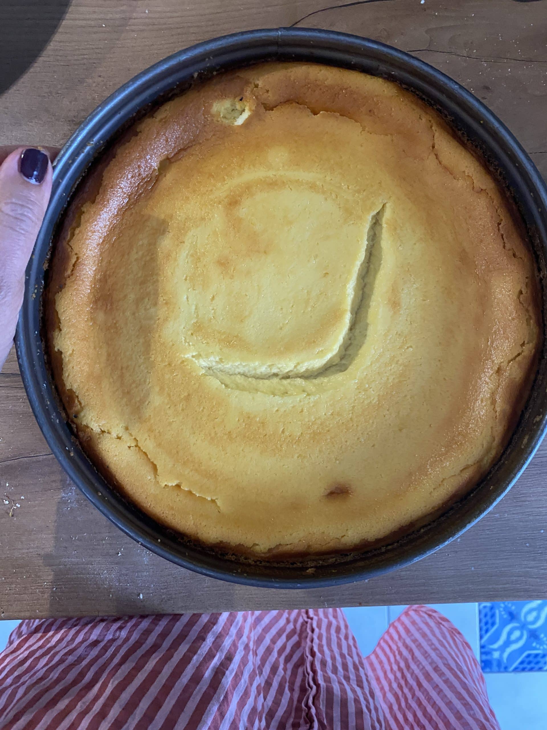 Ich habe Lust zu backen. Es wird ein Käsekuchen.