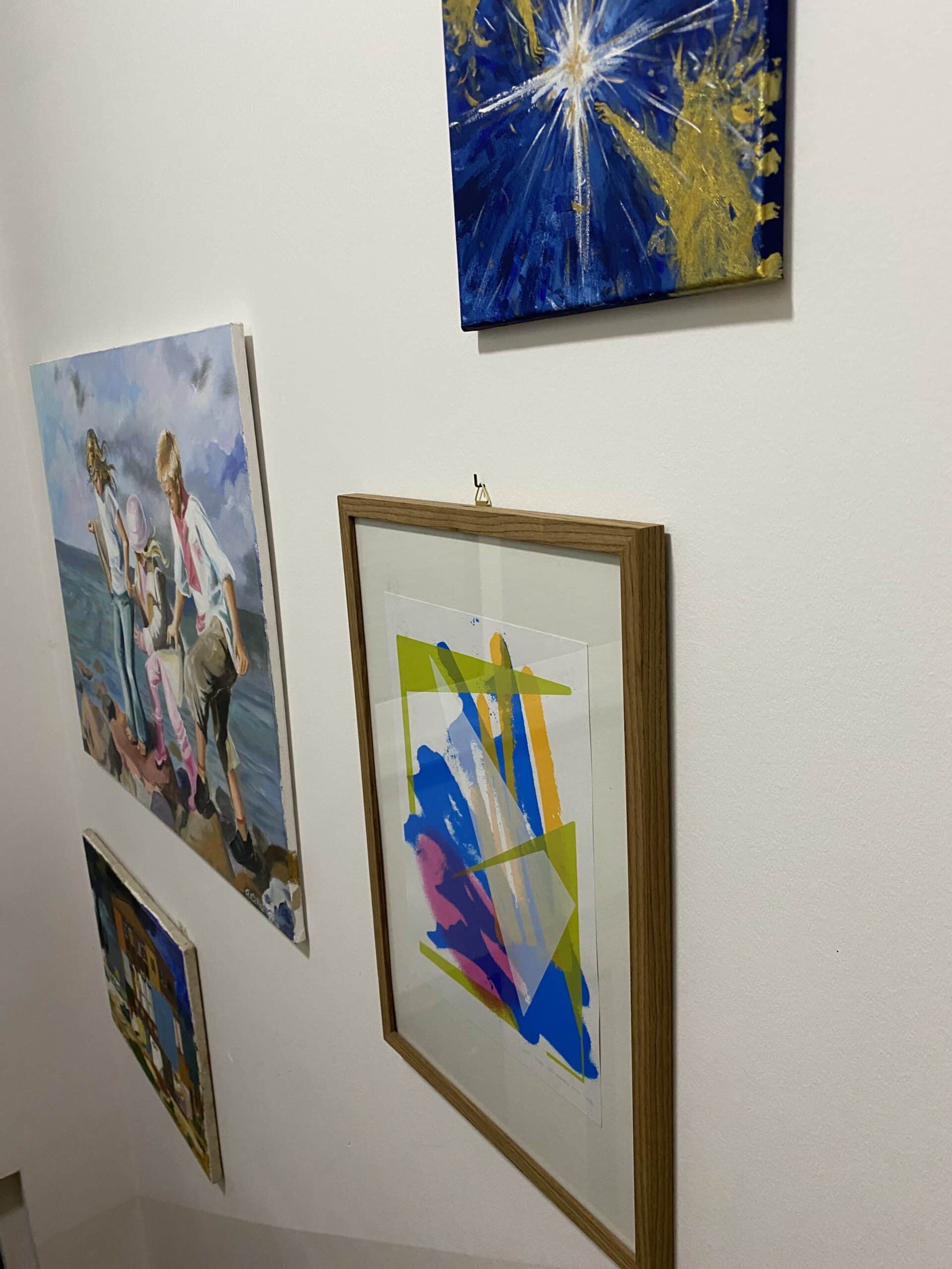 Hallo Sonntag. Der Mann hat unsere Galerie erweitert.