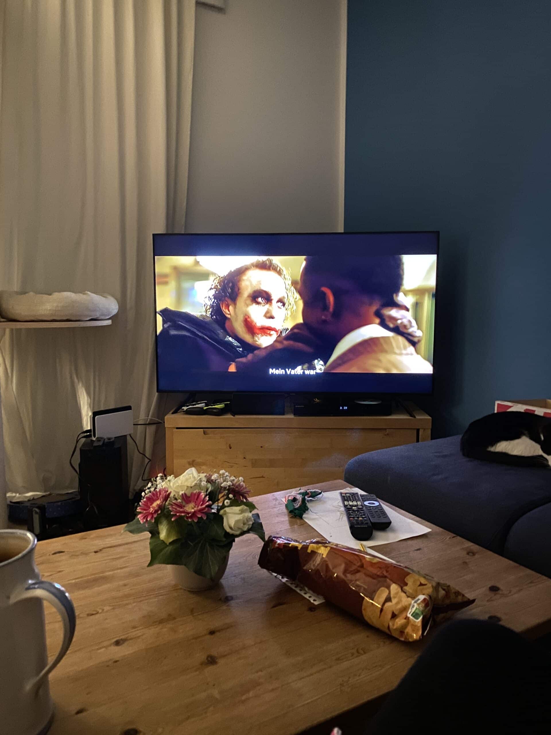 Am Abend sitzen wir rum und schauen Batman 2. Wir sind weiterhin dabei Filmreihen zu schauen. Welche könnt ihr empfehlen?