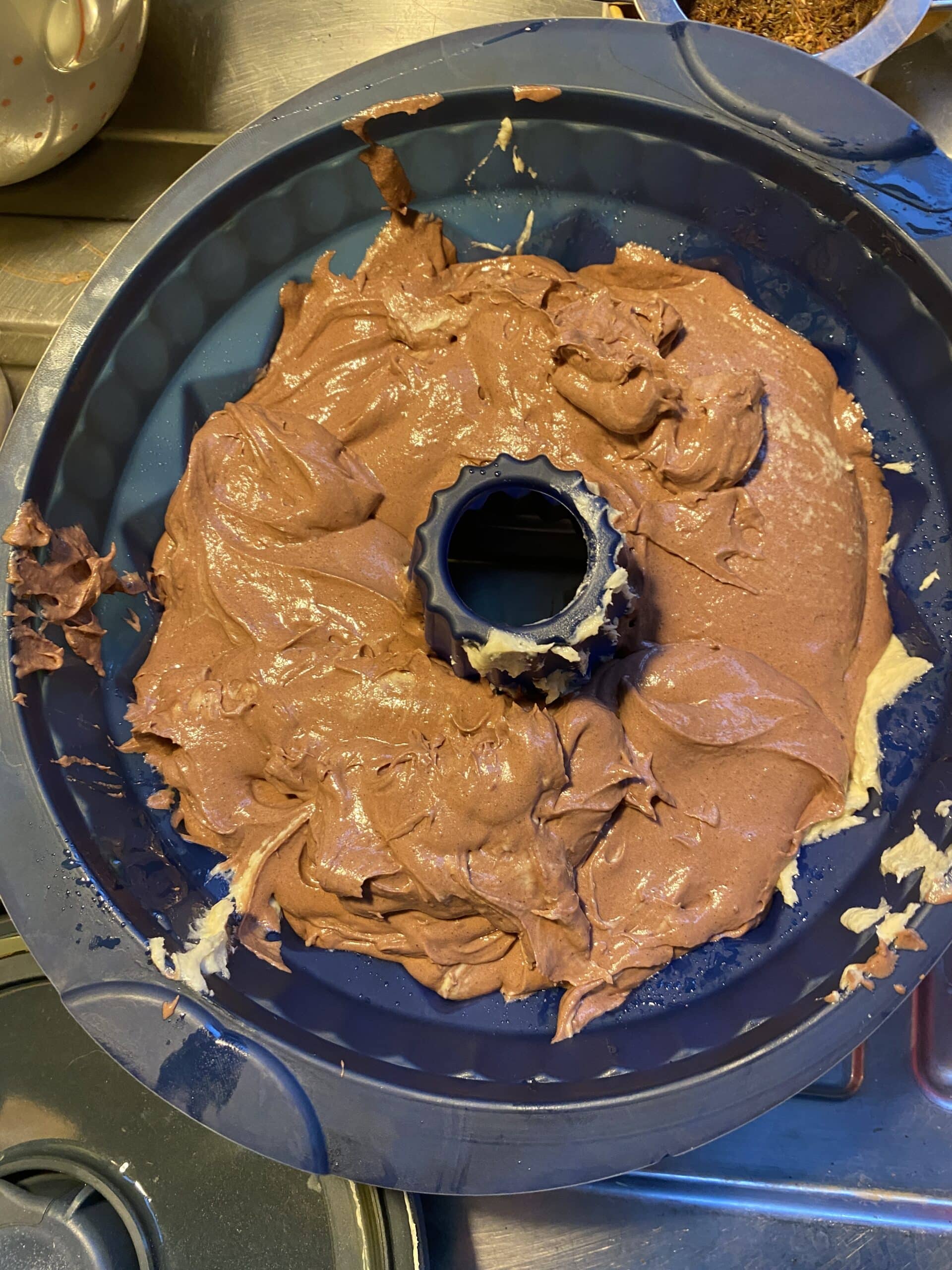 Ich backe einen Marmorkuchen für Sonntag. Ob er dieses Mal wirklich marmoriert sein wird?