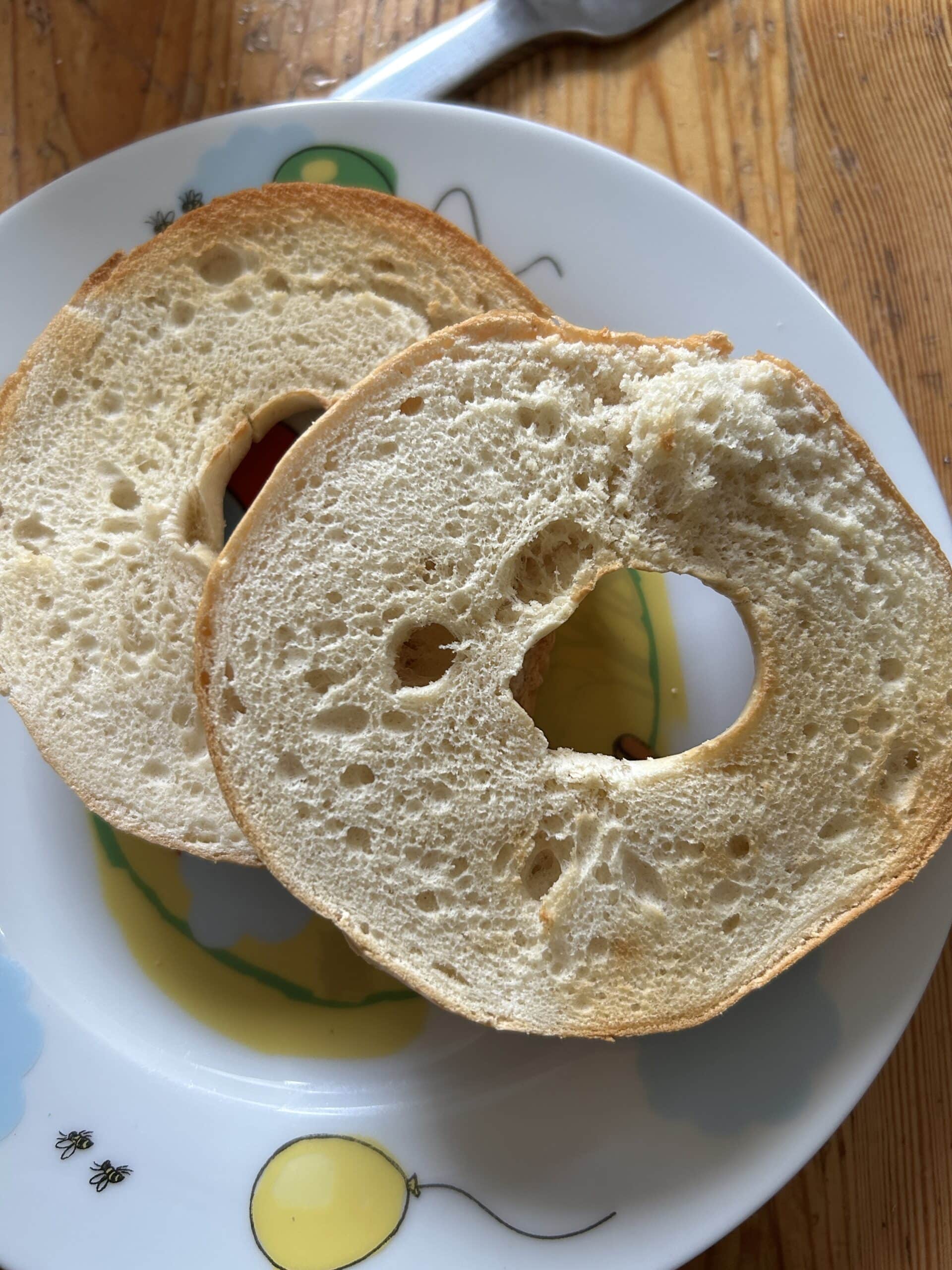 Hallo Samstag. Ich beginne den Tag verschlafen...und mit Bagels