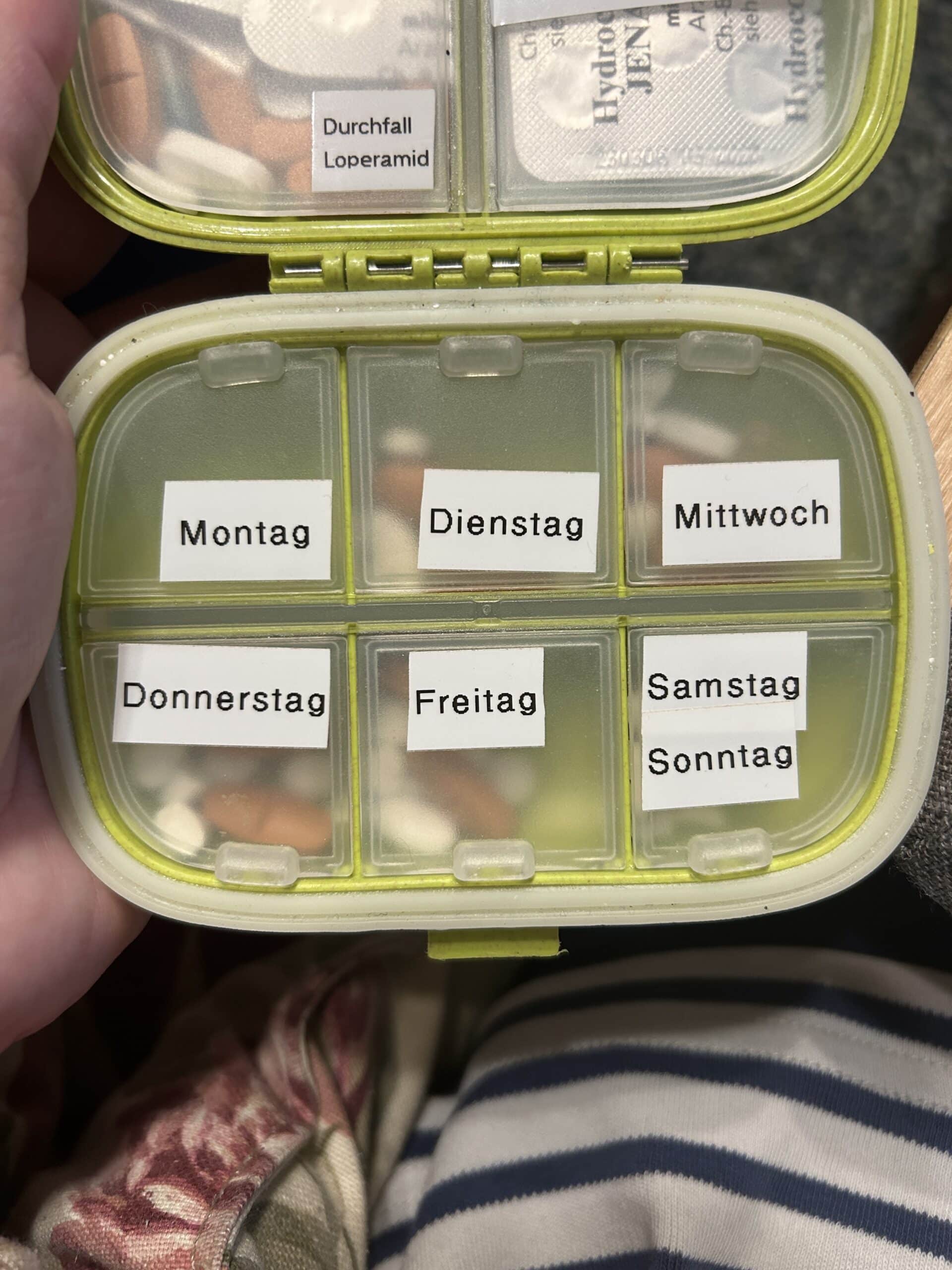 #12 und dann noch Tabletten sortieren für den nächsten Tag...