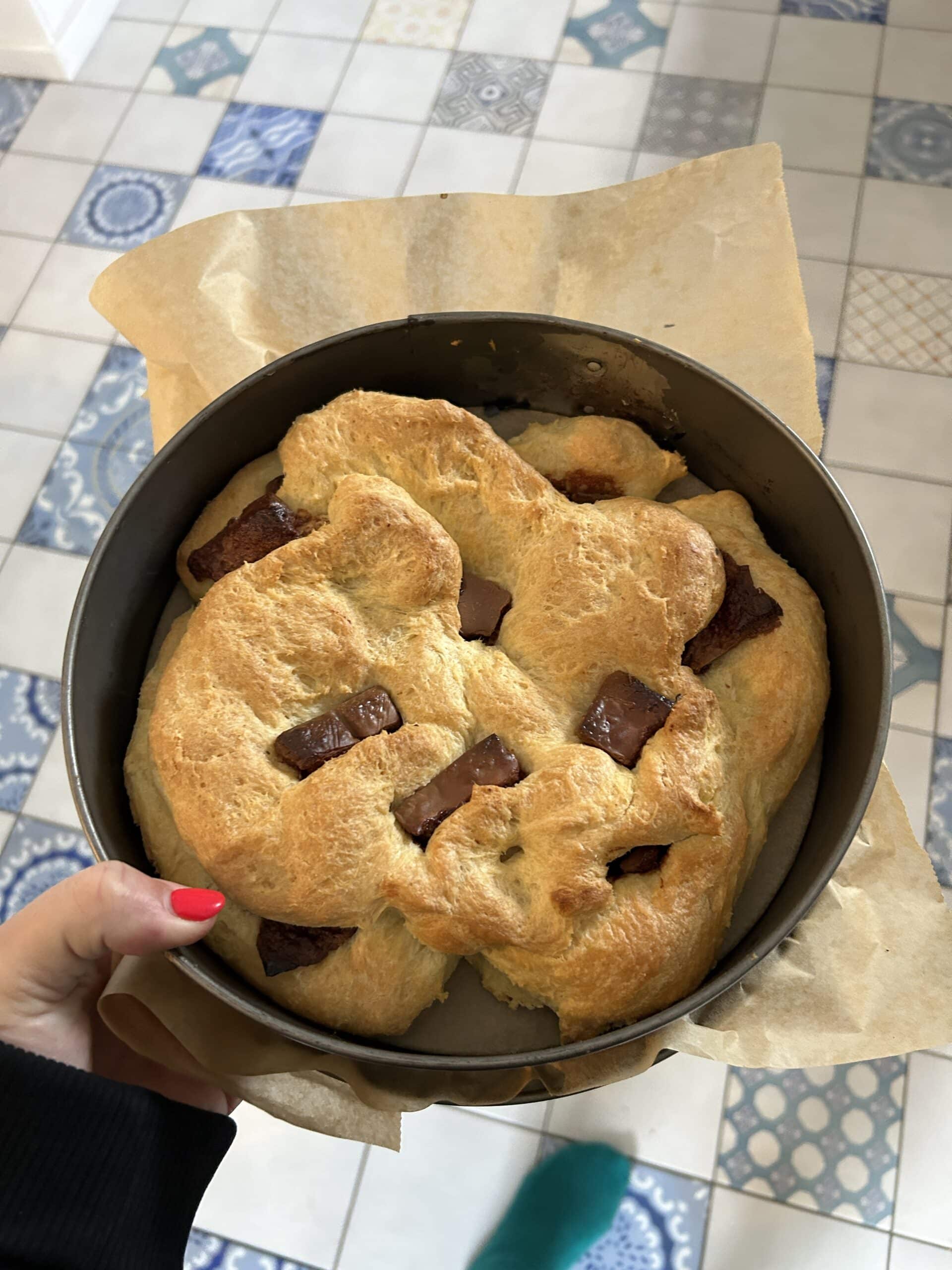 Aus dem Teig und Schokolade backe ich einen ähh Kuchen...