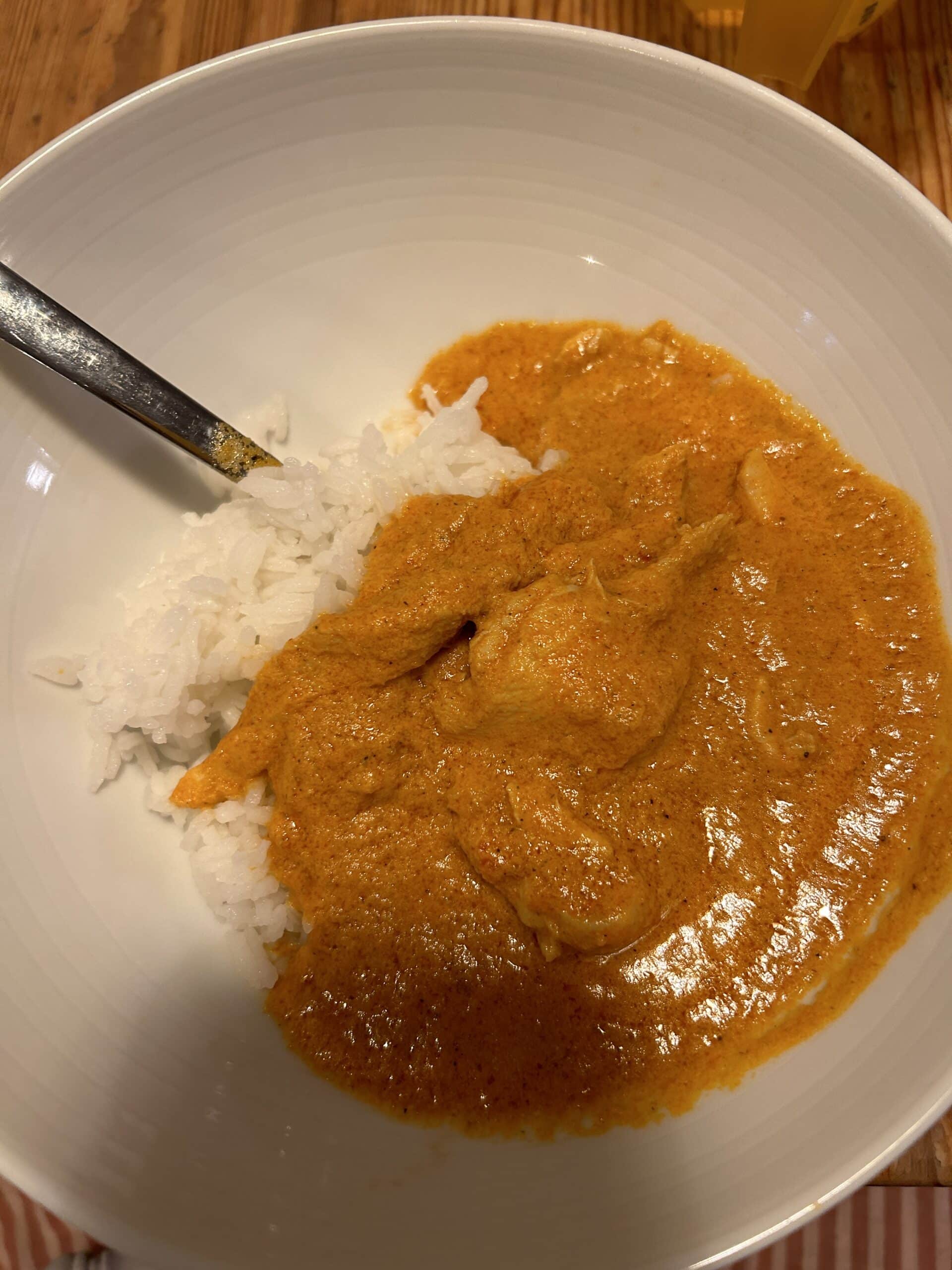 und daheim gibt es dann Butter-Chicken auf Wunsch der Familie. Danach ab ins Bett.