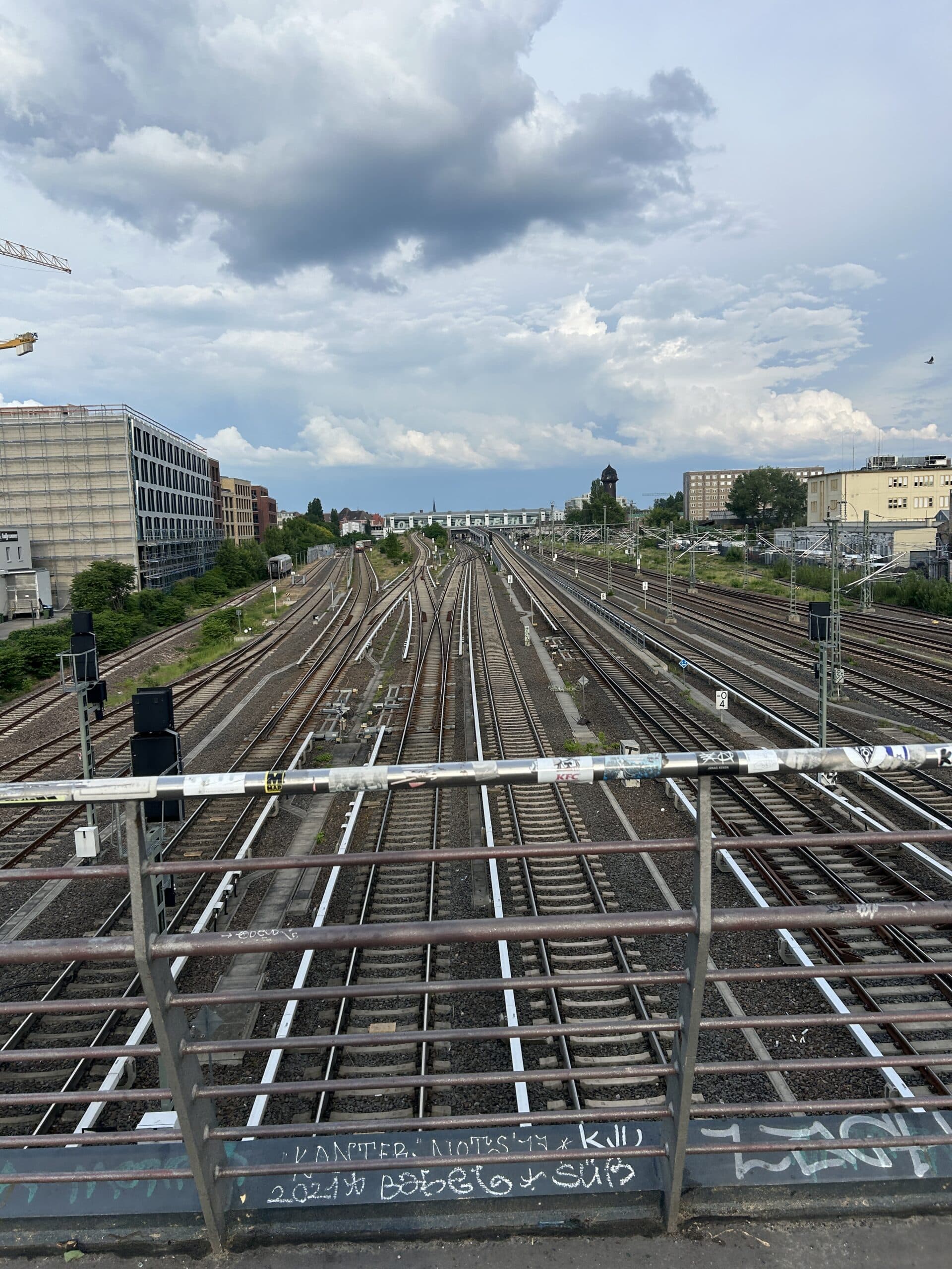 und ab nach Hause durch die Stadt...