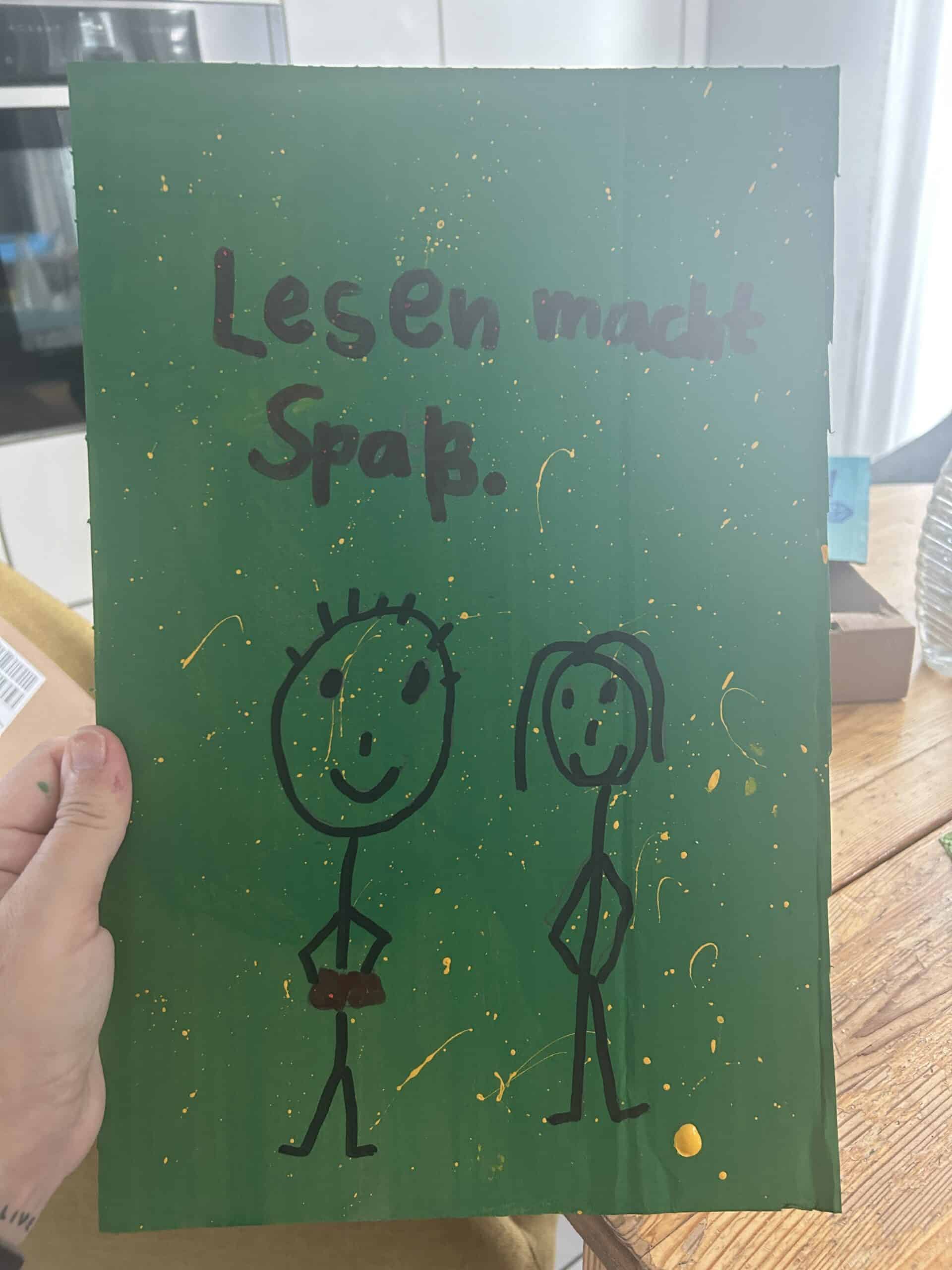 Danach wird gebastelt. Beim Buchholzer Fest betreue ich heute einen kleinen Bücherstand.
