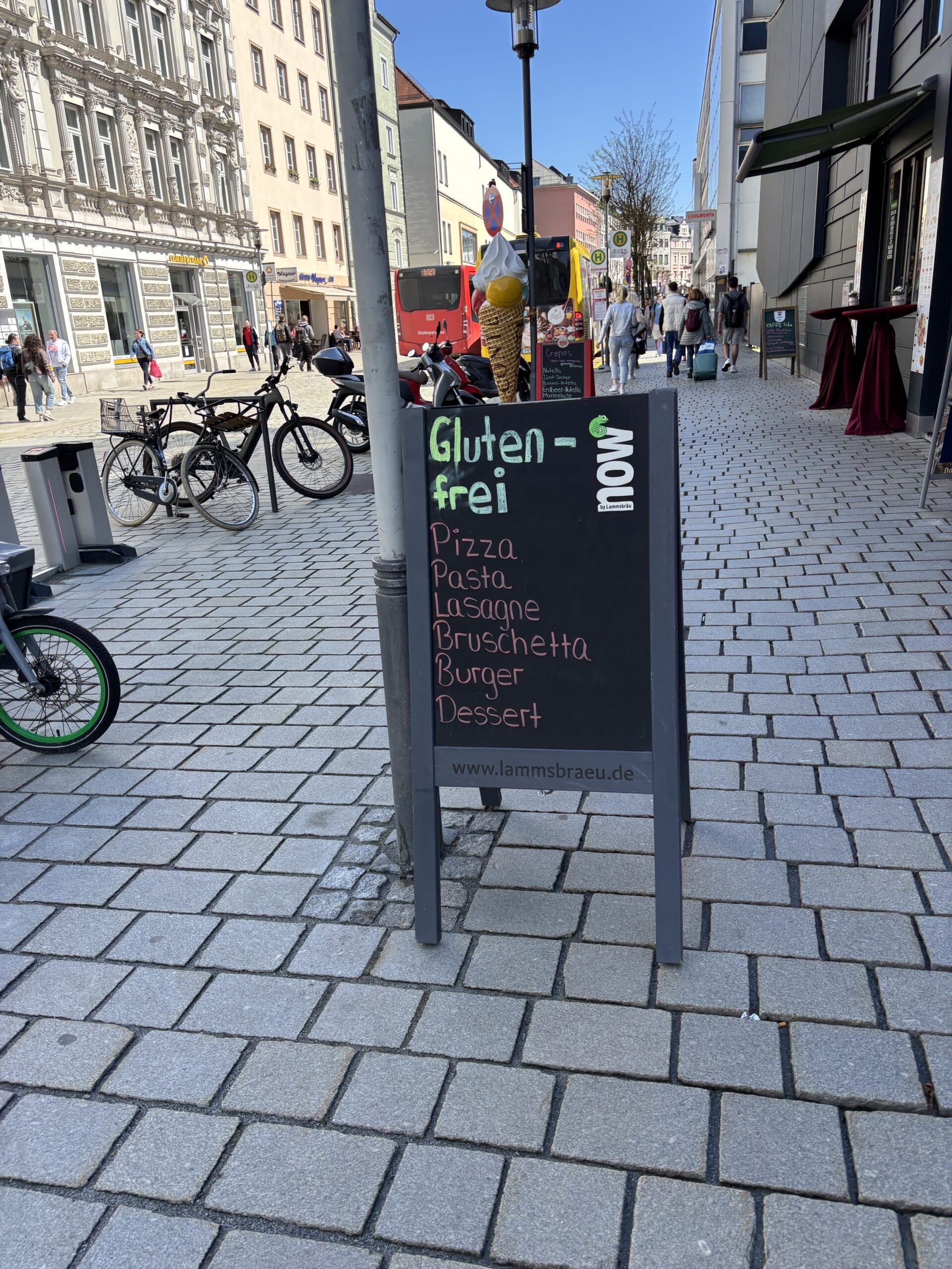 Zum Mittag essen wir in einer glutenfreien Pizzeria! Was für ein Glücksgriff! Das Casa Linga in Passau.