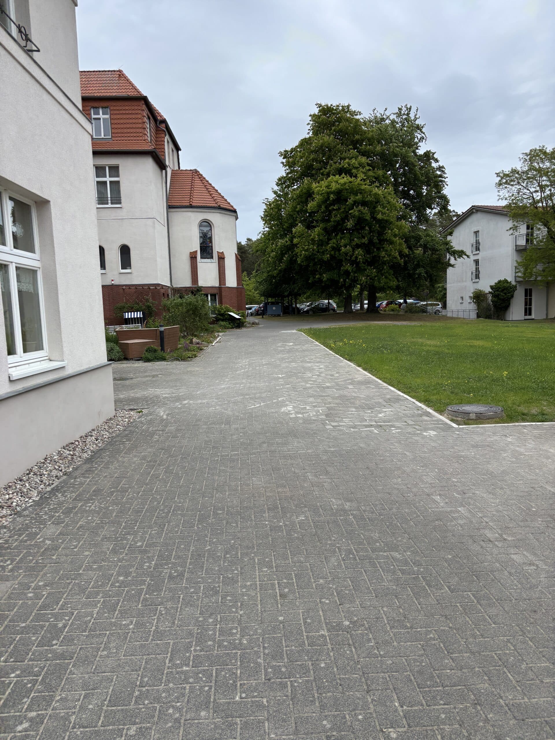 Hallo Sonntag. Wir verabschieden uns von Usedom. Das Wetter ist mies, also geht es zügig nach Berlin.