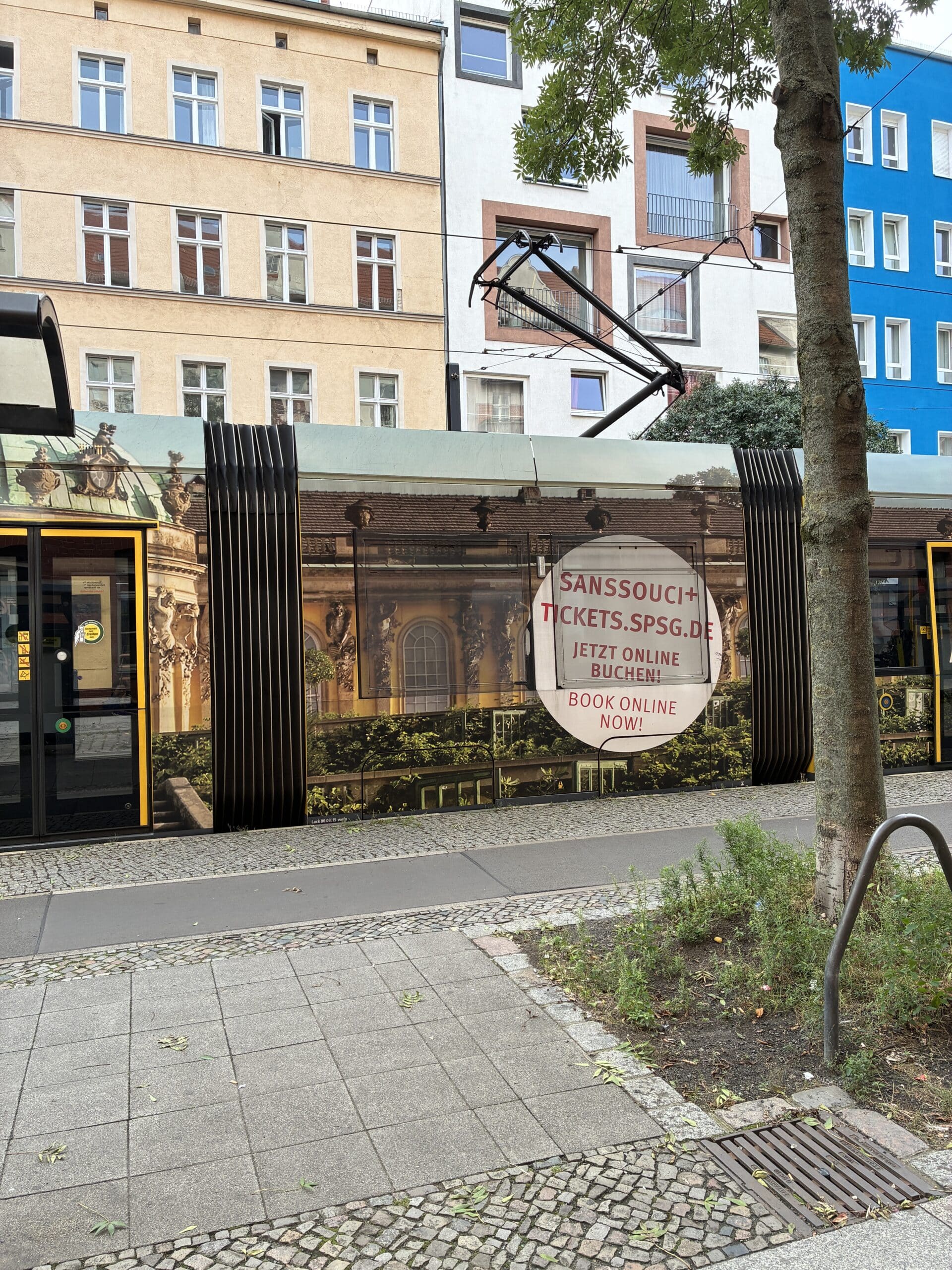 Hallo Samstag. Am Morgen treffe ich die Zukunftsforscherinnen im Prenzlauer Berg.