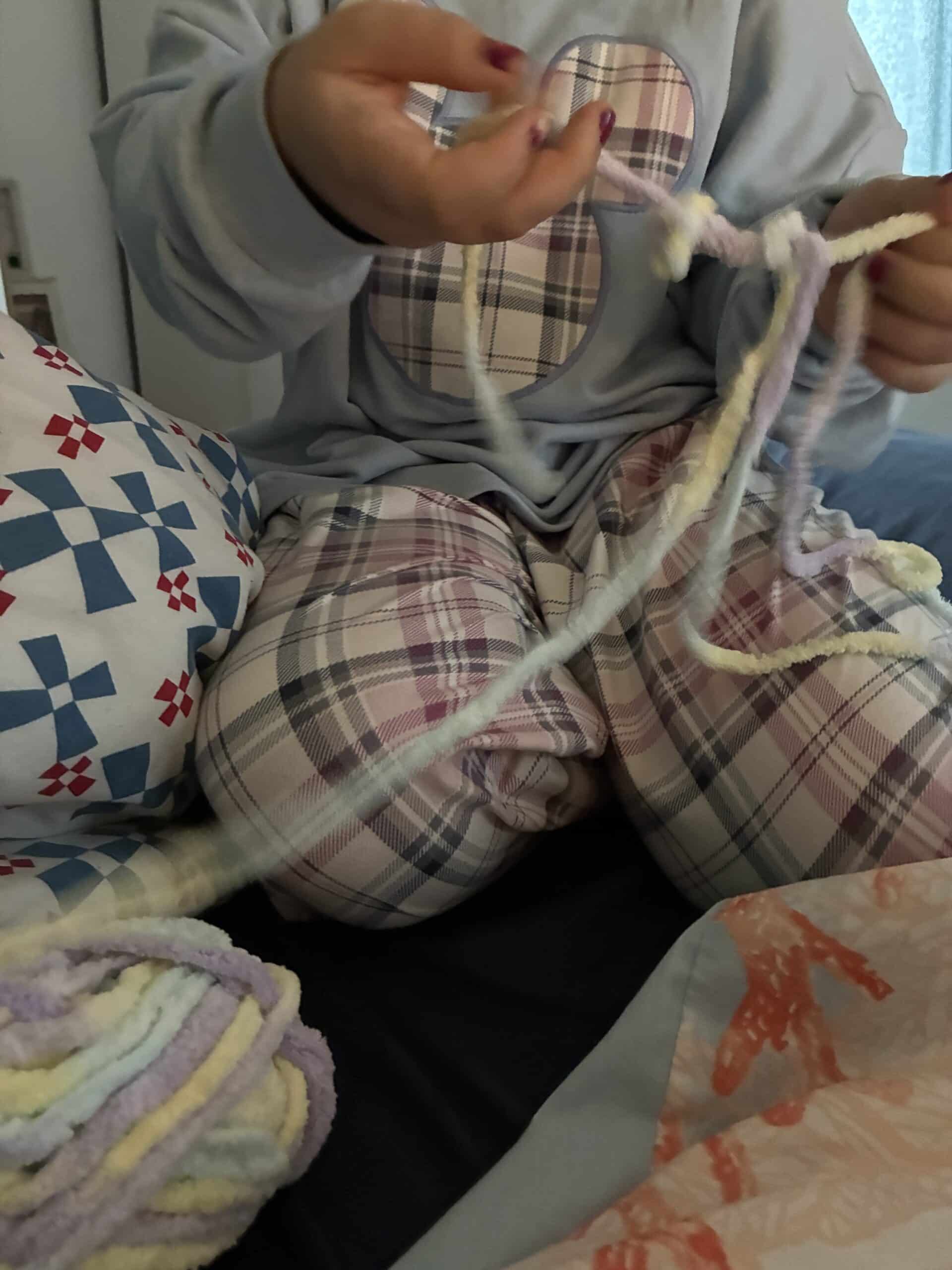 #1 Der Tag beginnt mit Kuschelzeit und Hand häkeln