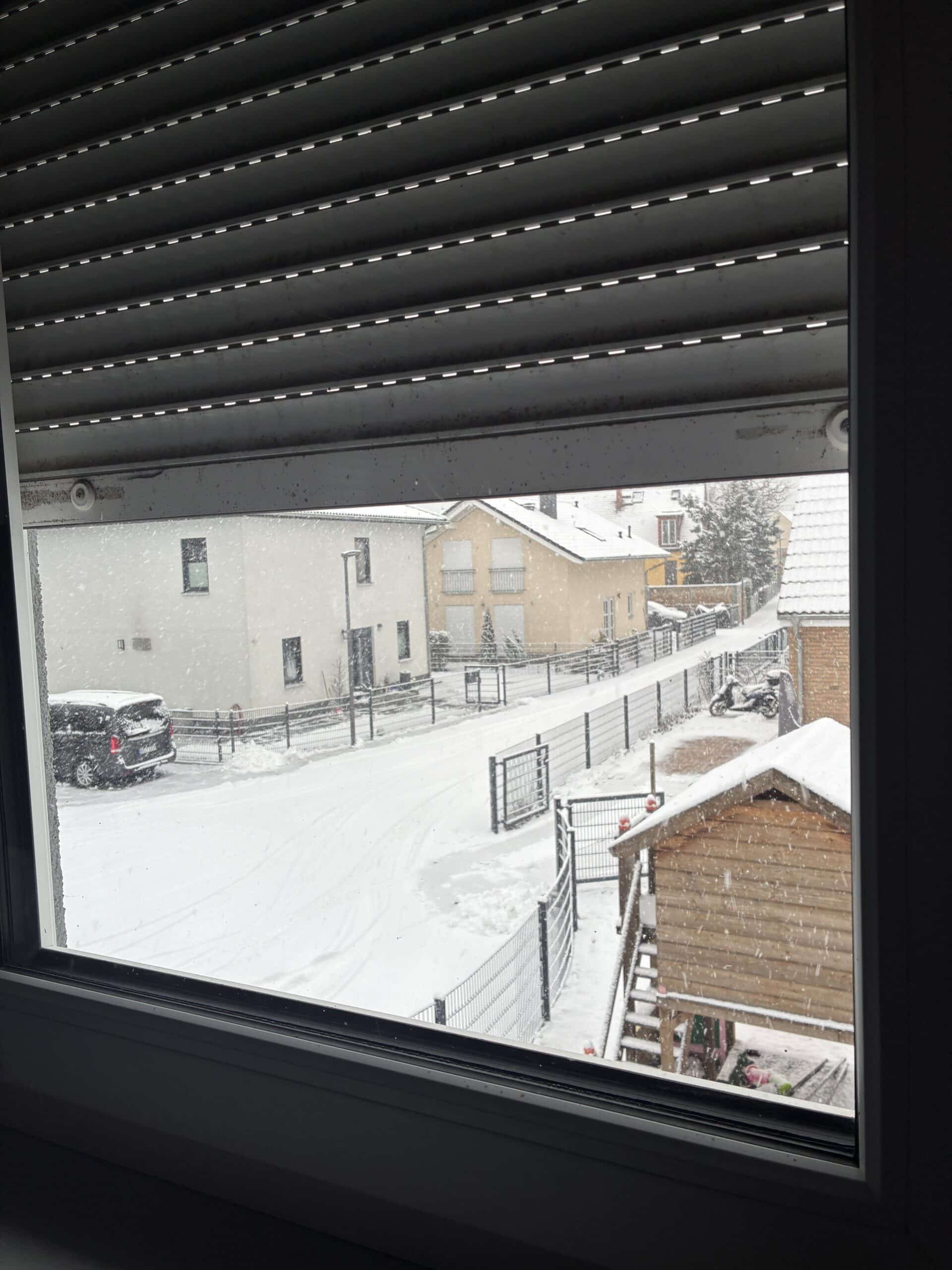 Hallo Samstag. Die Welt sieht heute ganz puderig aus (im Gegensatz zur Weltlage)