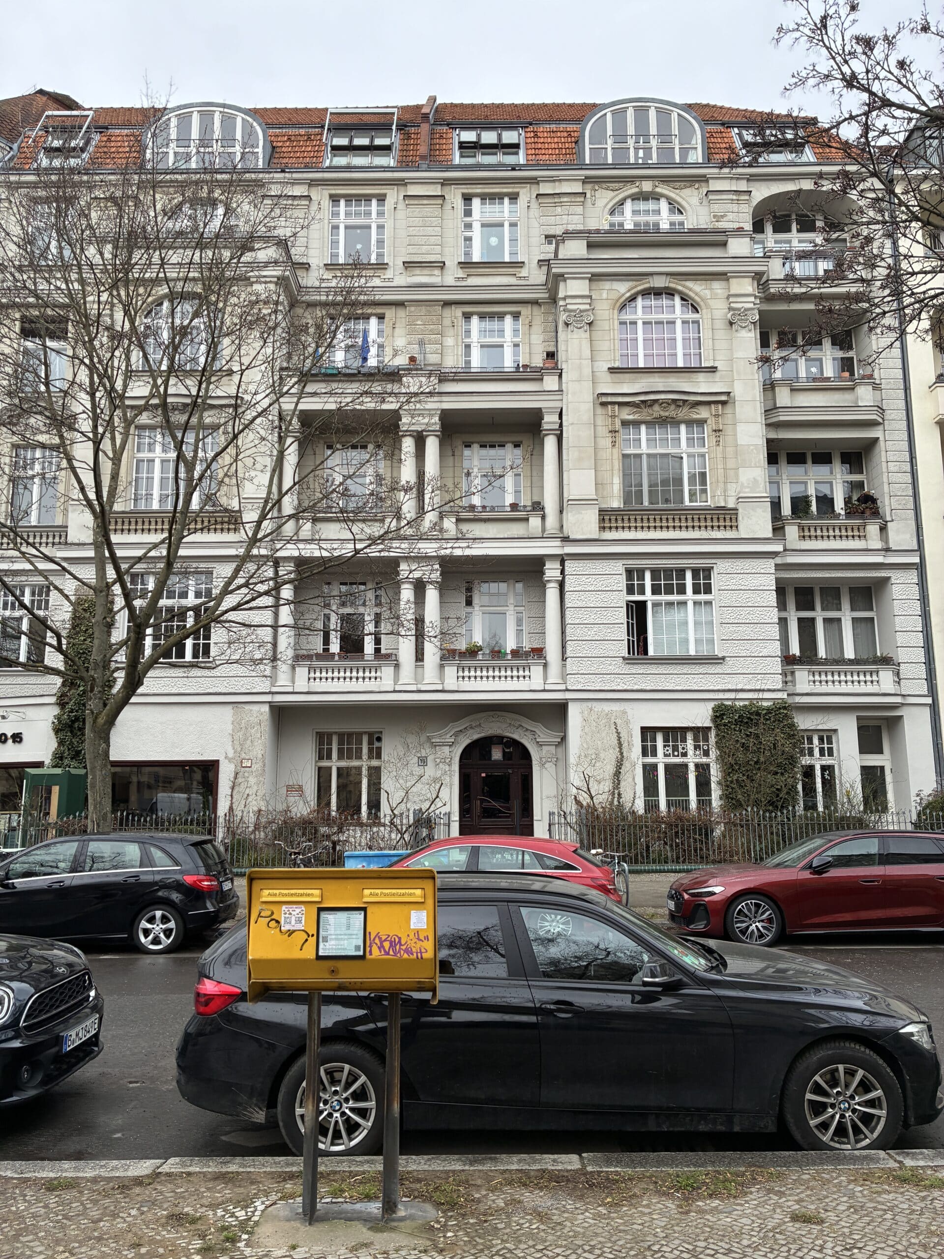 Hallo Samstag. Heute mal wieder am Lietzensee und bei meiner Fortbildung. Ich bin müde und hab wenig Bock.