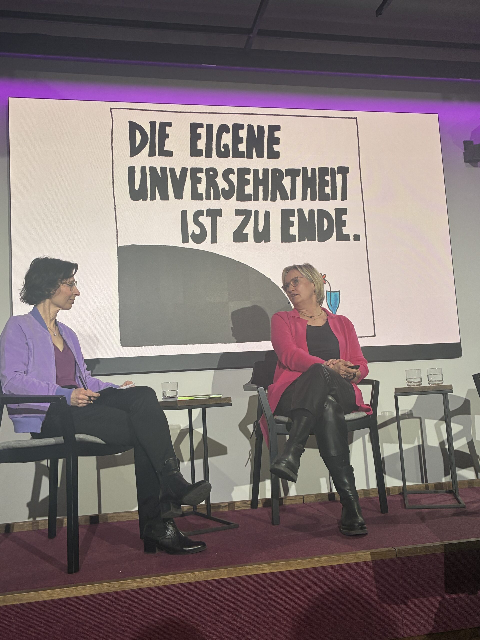 Danach geh ich zu einer Lesung.