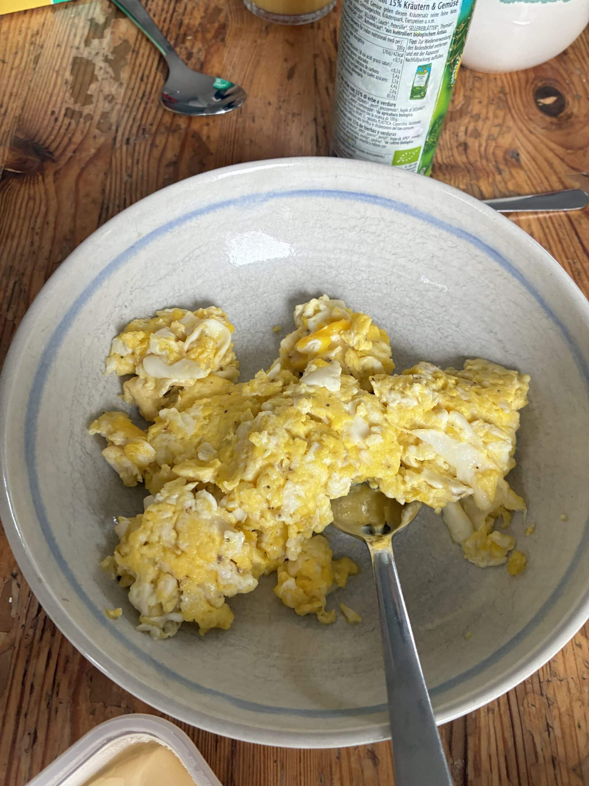 Erstmal frühstücken und in Ruhe den Sonntag anklingen lassen.