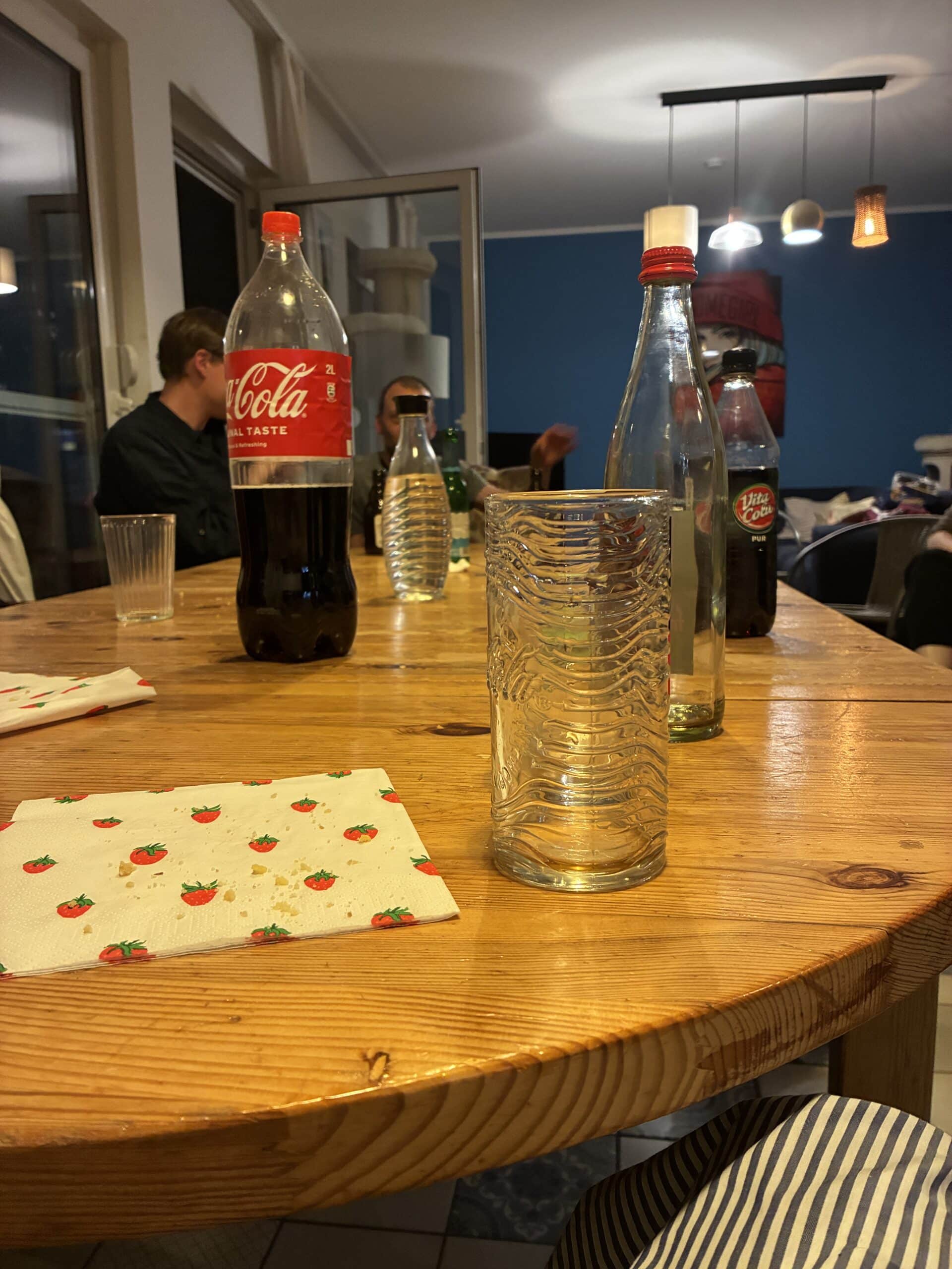 und dann feiern wir in den Geburtstag rein.