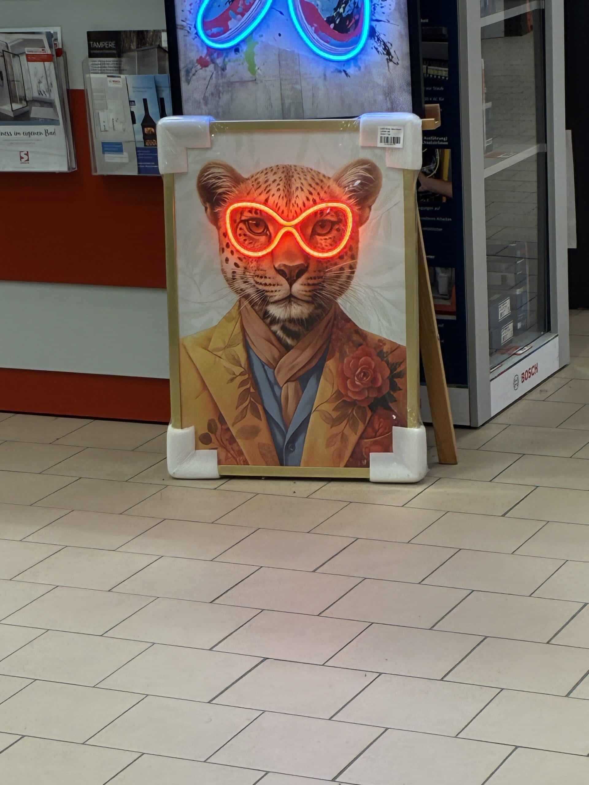 Danach geht es in den Baumarkt, dort gibt es "sehr spezielle" Kunst.