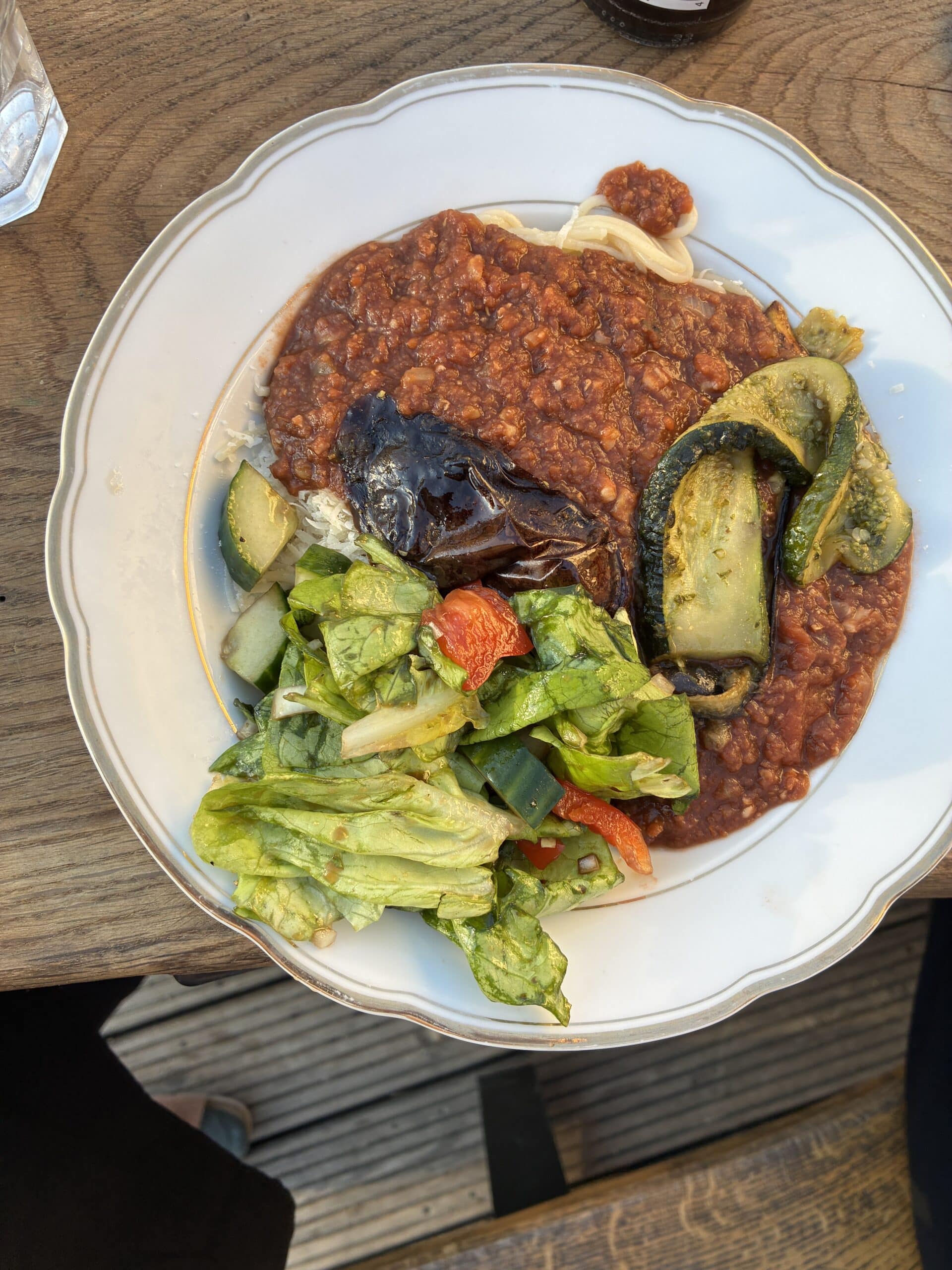 Am Abend gibt es dann Linsenbolognese für alle.