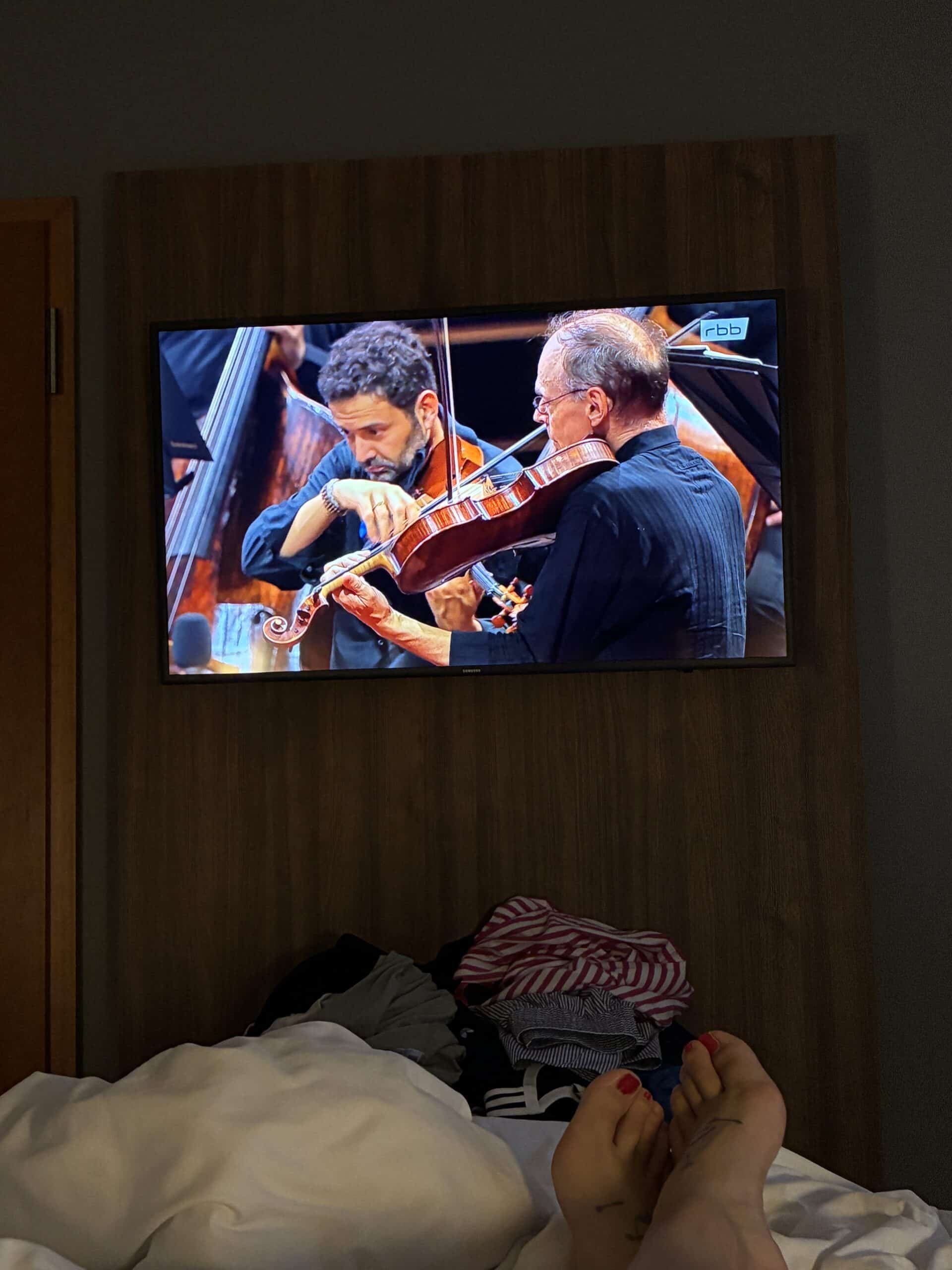und dann noch die Philharmoniker im RBB. Liebe ich sehr.