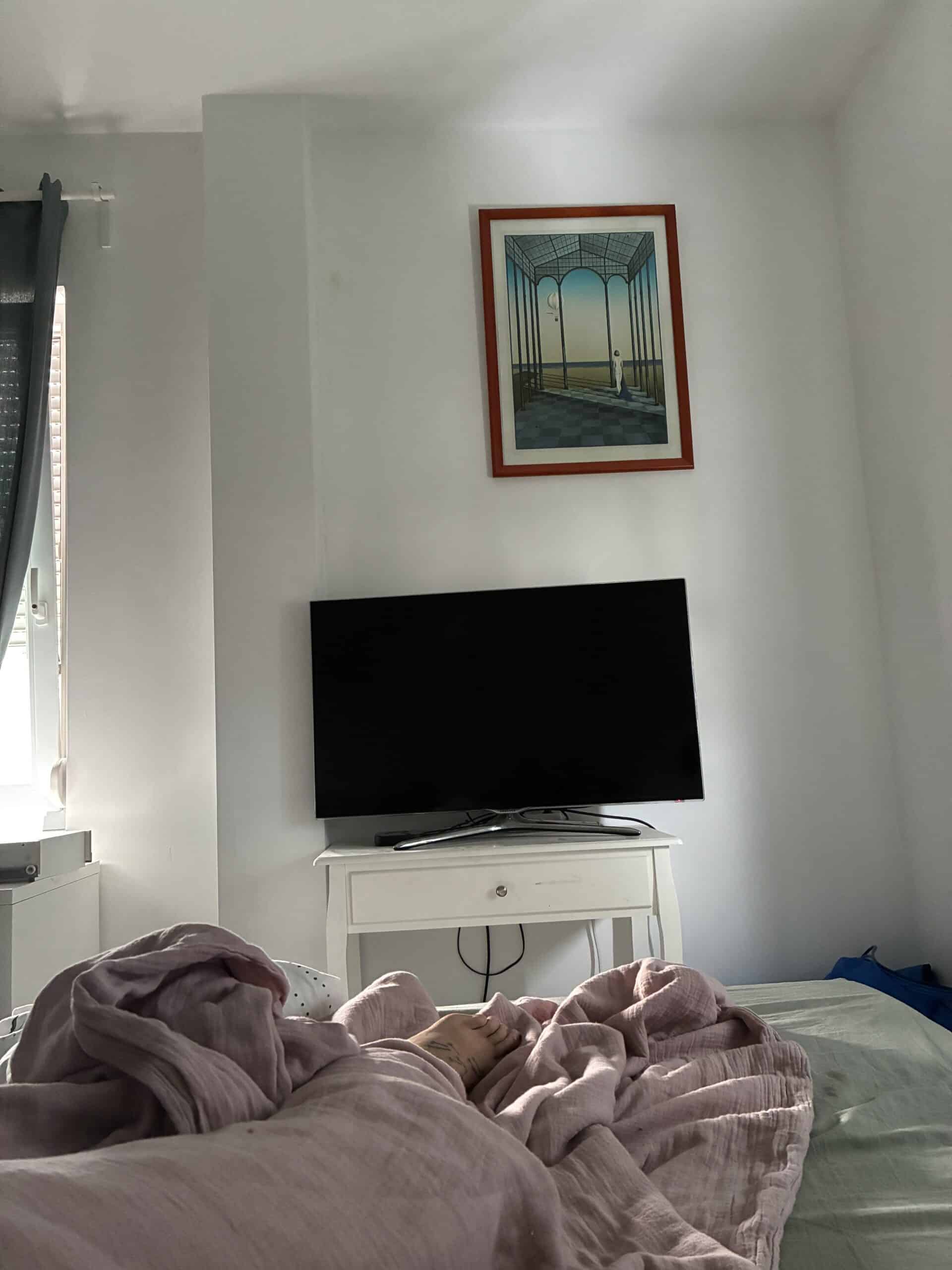 Hallo Sonntag. Erstmal guten Morgen.