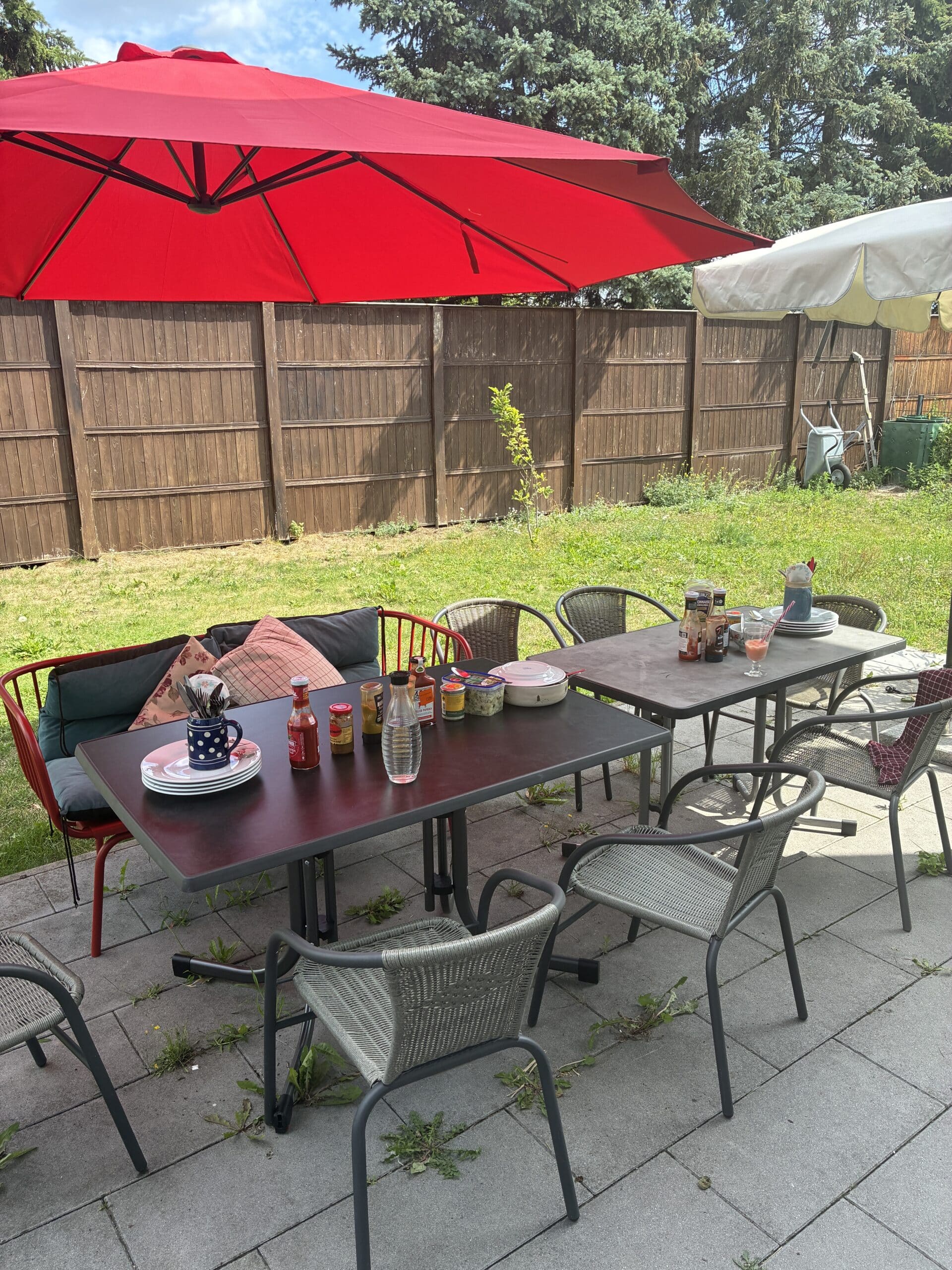 Zum Nachmittag ist es dann endlich besser, da kriegen wir auch Grillbesuch.