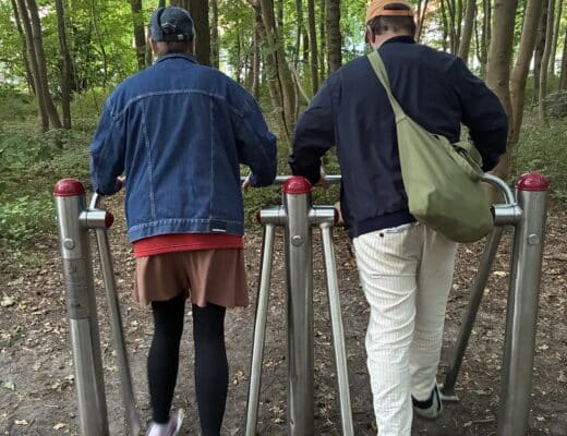 und bevor ich sie wieder abliefere noch auf den Trimm dich Pfad.