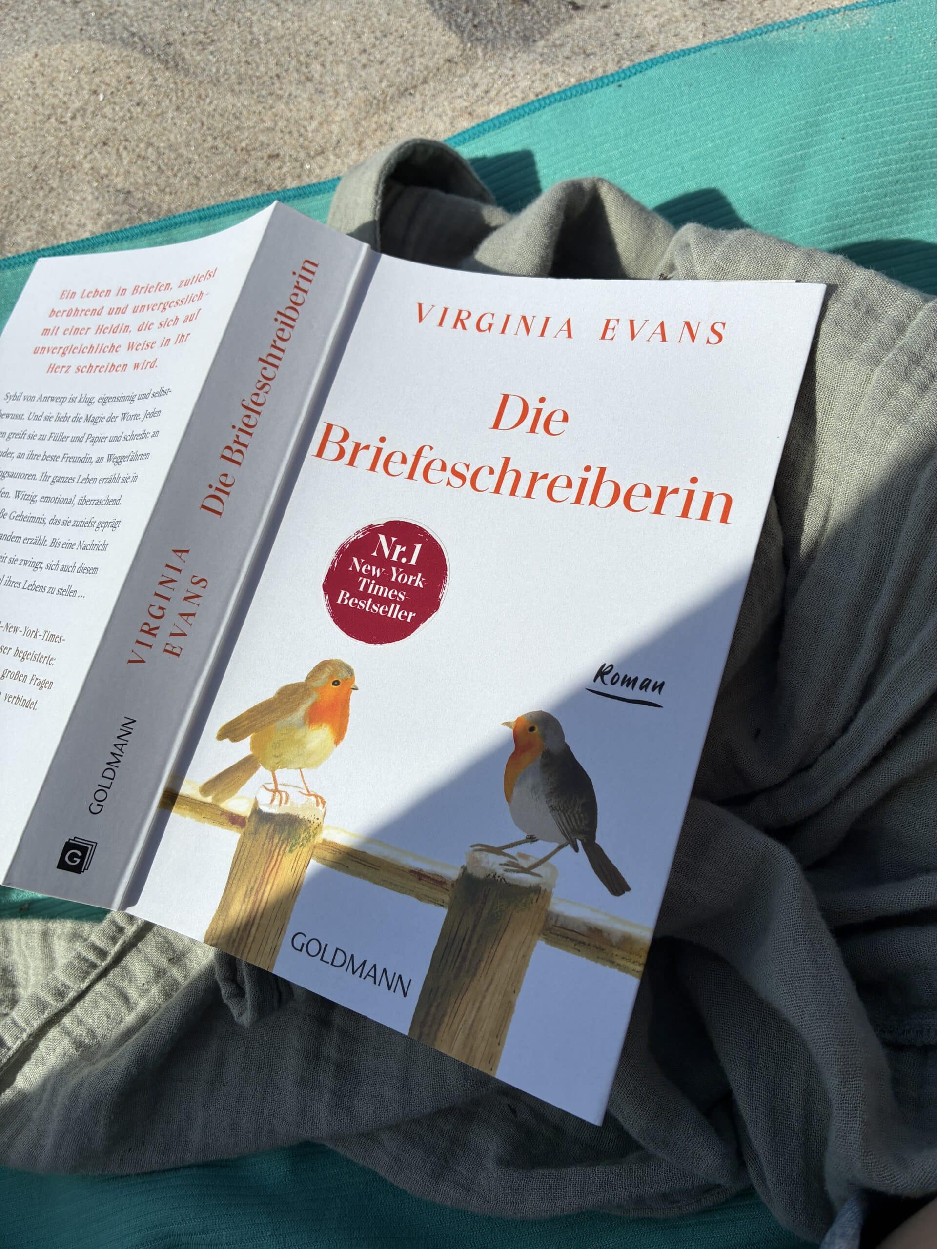 Buch lesen am Strand Reha Strandklinik Boltenhagen