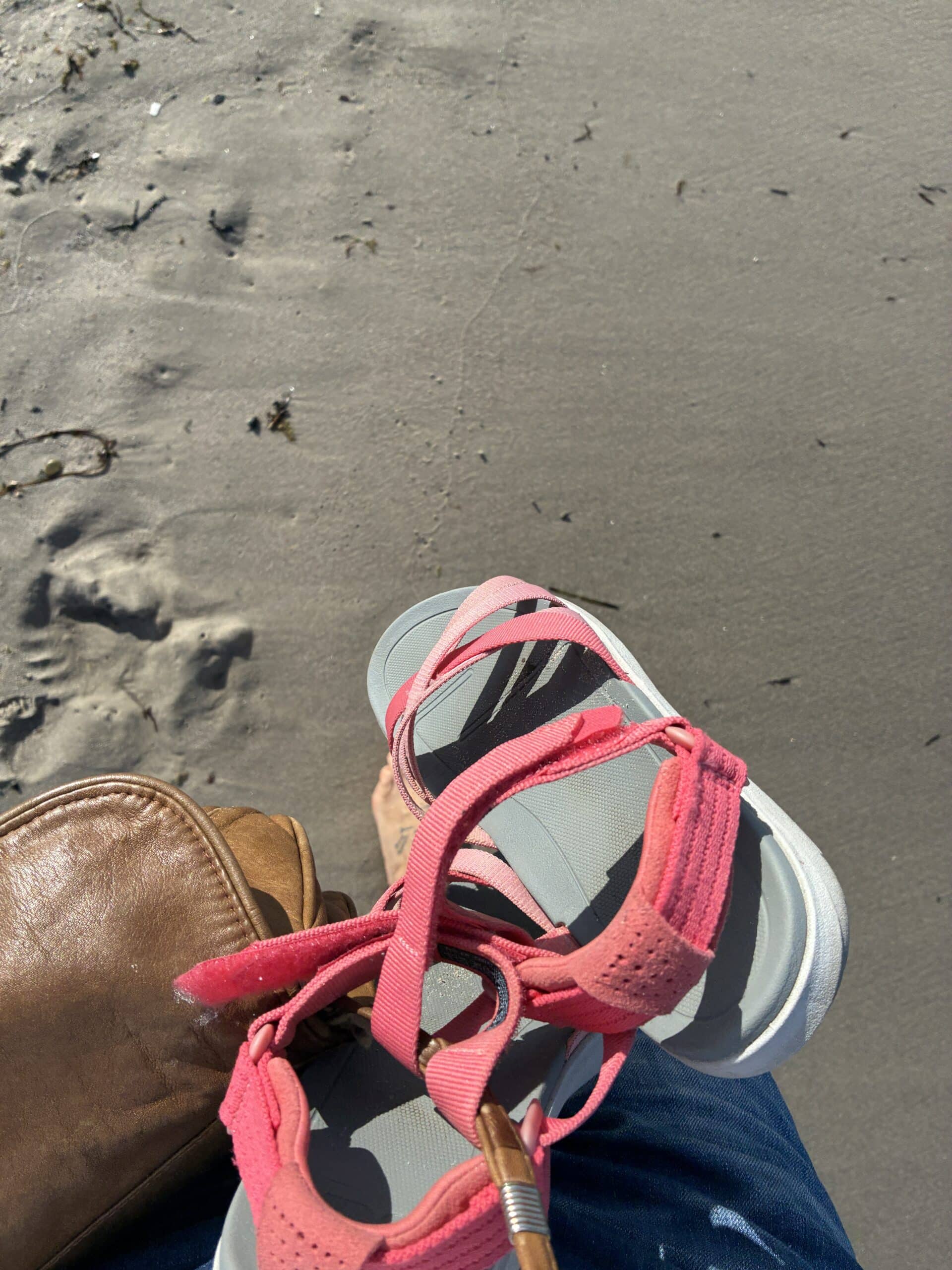 Buch lesen am Strand Reha Strandklinik Boltenhagen
