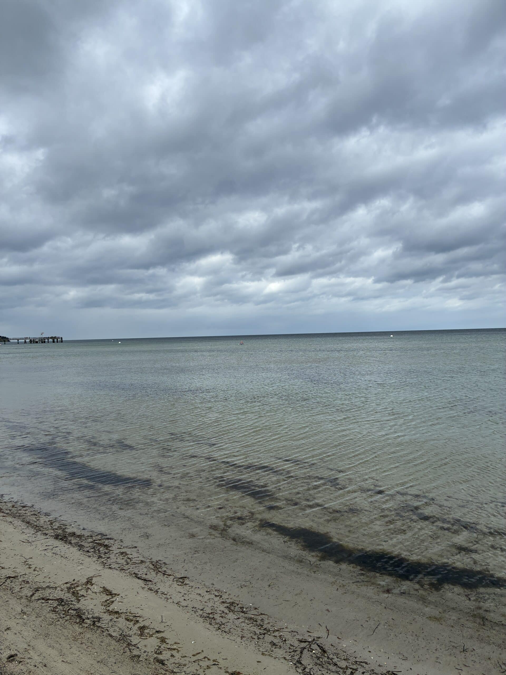 Danach gehe ich dann raus. Der Wind weht und das Wetter ist zauberhaft.