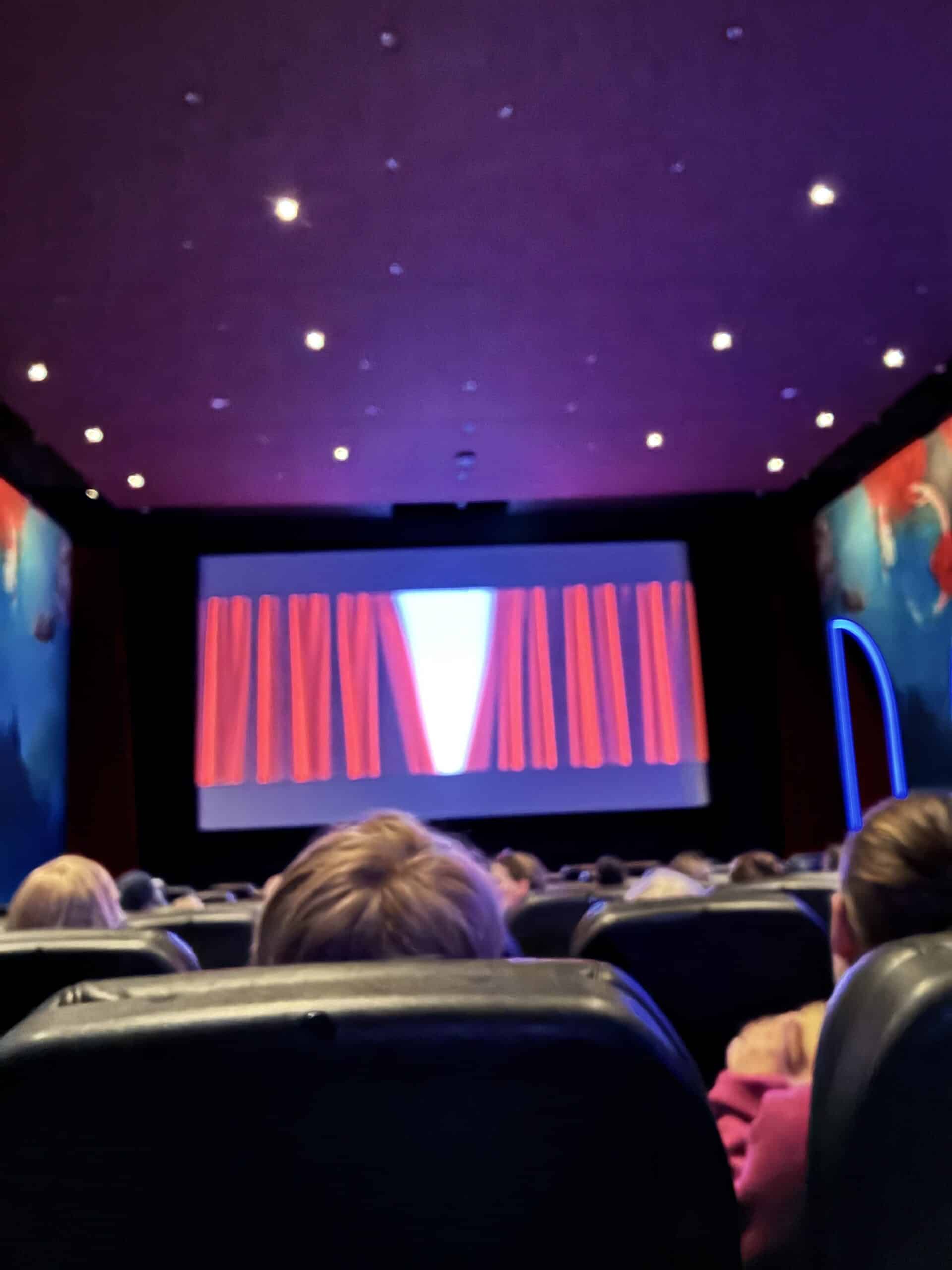 Dann mit dem Kind ins Kino zu Emil und die Detektive. Empfehlung!